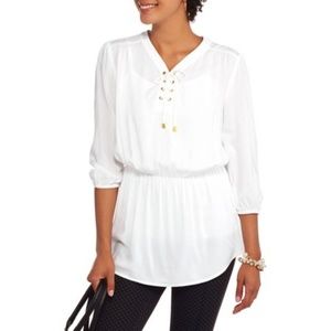 White Medium Peplum Top Laced With Gold